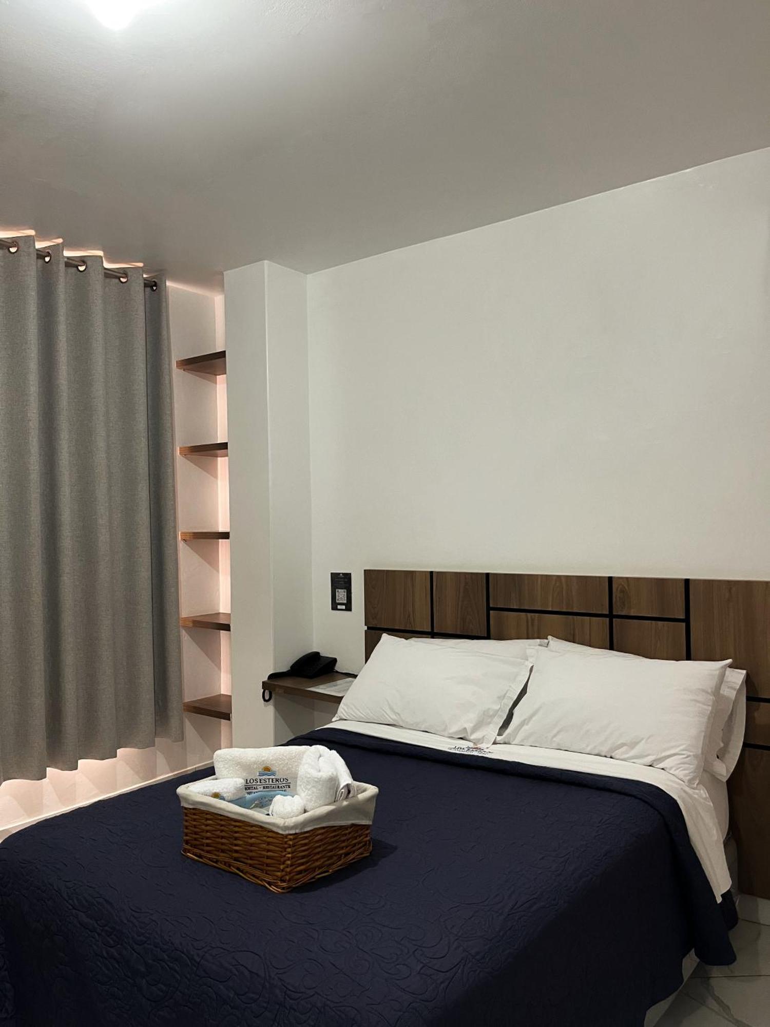 Los Esteros Hostal Huanchaco Bagian luar foto